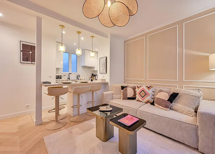 Eiffel- Perfect Location Apartmán