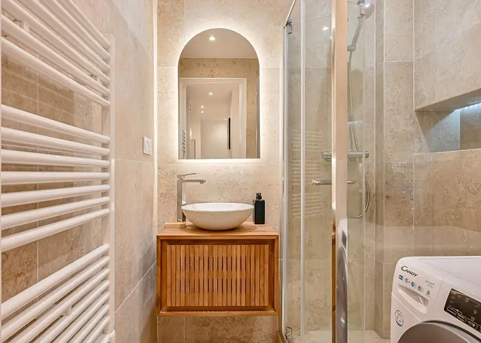 Eiffel- Perfect Location * Paříž