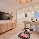 Eiffel- Perfect Location Apartamento París