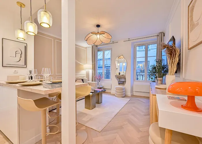 Eiffel- Perfect Location * パリ